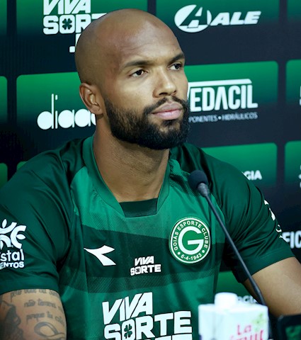 Messias destaca aprendizado e projeta reação do Goiás