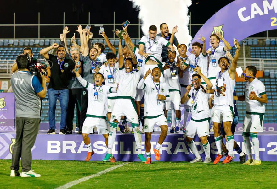 É CAMPEÃO! Goiás bate o Ceará em disputa emocionante e conquista o Brasileiro Sub-20 Série B