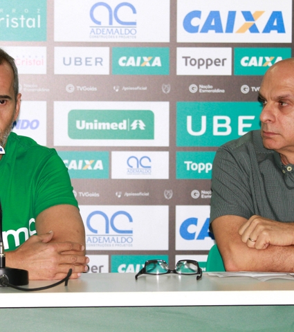João Grego e Mauro Machado concederam coletiva no CT do Goiás