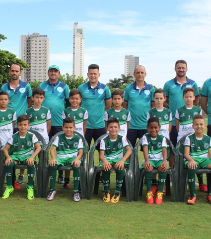 Esmeraldinhos participam de Torneio Internacional de Futebol Infantojuvenil