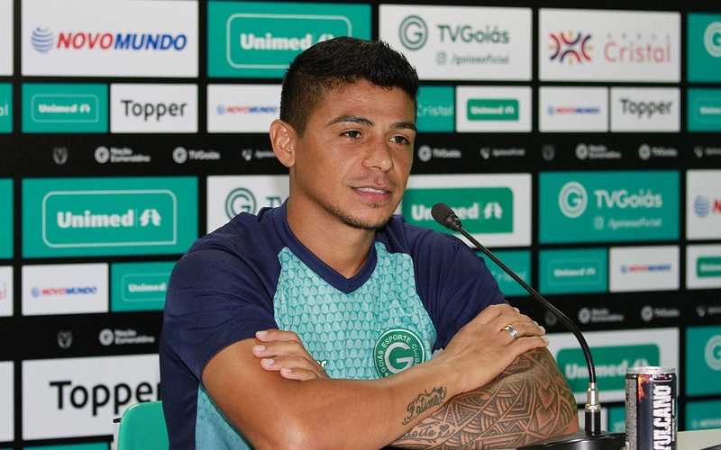 Renatinho é oficialmente apresentado  no Verdão