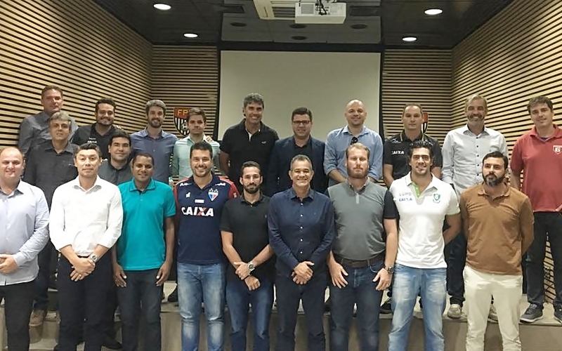 Base participa de encontro do grupo de ética em São Paulo