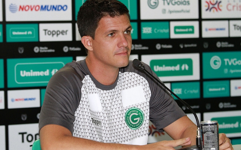 Maurício Barbieri concedeu coletiva nesta sexta-feira