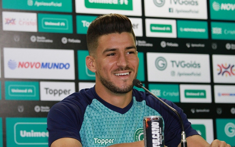 “Minha meta é ser campeão Goiano", diz Marcinho em apresentação oficial