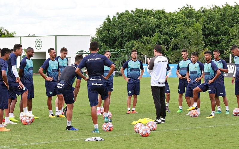 Goiás se reapresenta e inicia semana de jogo fora de casa
