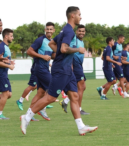 Goiás fecha a preparação para duelo pela Copa do Brasil