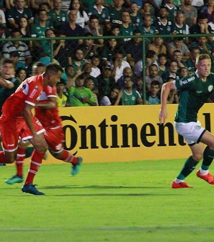 Goiás perde para o CRB e está fora da Copa do Brasil