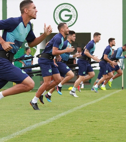 De olho na liderança absoluta do Goianão, Goiás treina no CT