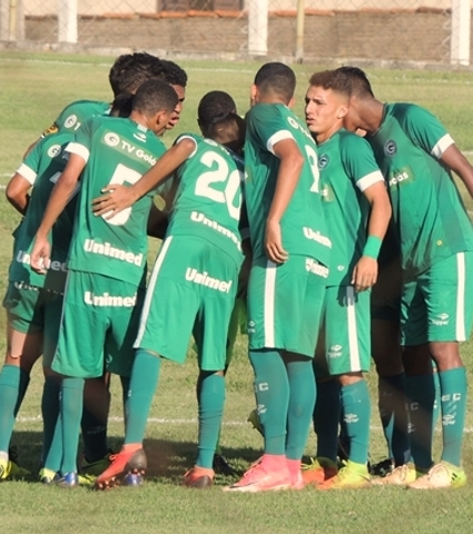 Sub-17 estreia com vitória fora de casa, 4 a 1