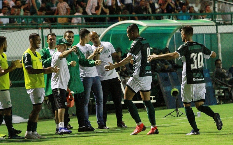 Goiás vence o Iporá e confirma liderança geral no Goianão