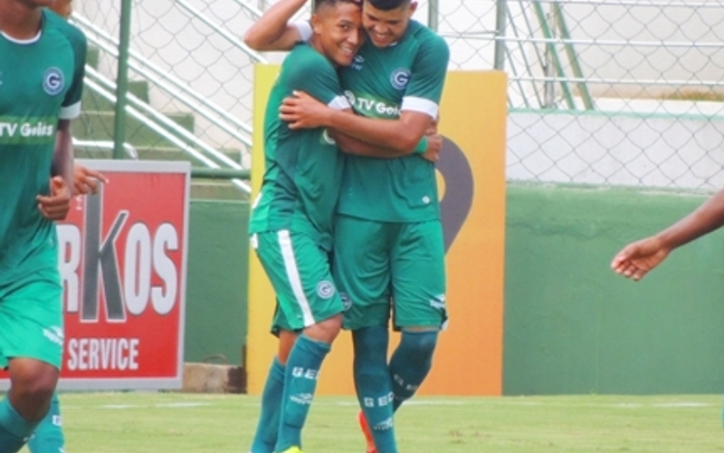 Sub-17 vence o clássico contra o Vila Nova, 2 a 0
