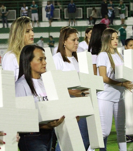Goiás promove em parceria com o Grupo Mulheres do Brasil ação 'Feminicídio é crime' para conscientização sobre o tema