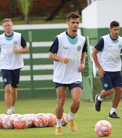 Após boa vitória no primeiro jogo no Olímpico, Goiás voltou aos treinos nesta segunda-feira