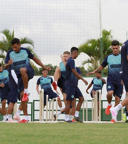 Goiás tem mais dois dias para treinamentos antes da decisão contra o Goiânia