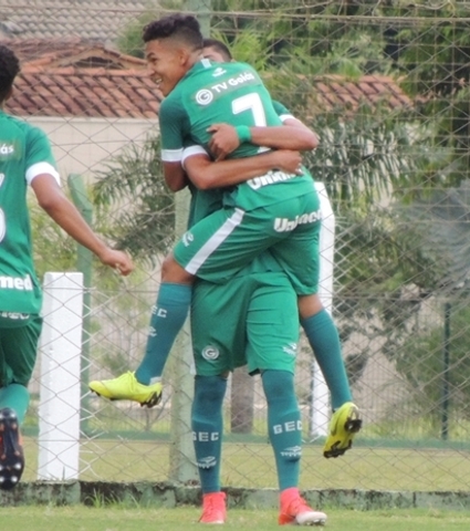 Gustavo França marca quatro vezes e Sub-17 vence por 8 a 1 no CT 