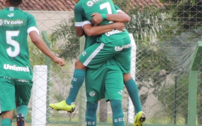 Gustavo França marca quatro vezes e Sub-17 vence por 8 a 1 no CT 