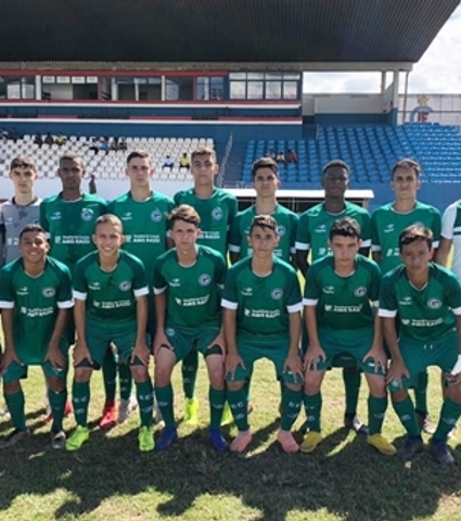 Sub-15 vence em Itumbiara, 3 a 0