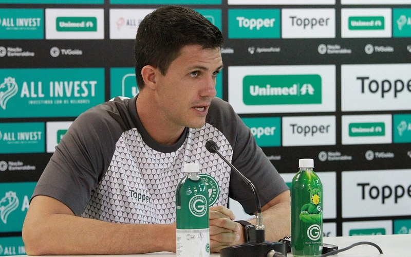 Após perder título Estadual, Goiás demite Barbieri e vai ao mercado buscar novo treinador
