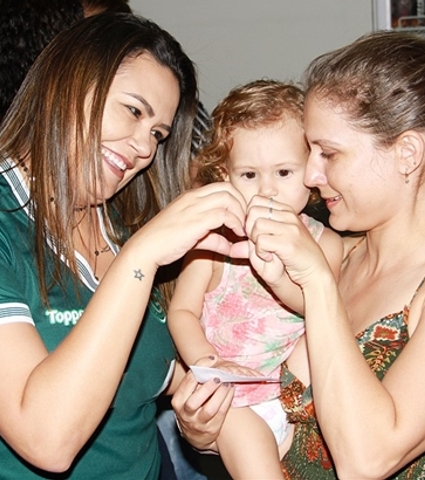 Goiás realiza ações em homenagem ao dia das mães