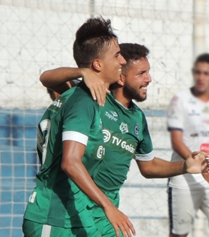 Sub-20 vence o Trindade e segue líder do grupo