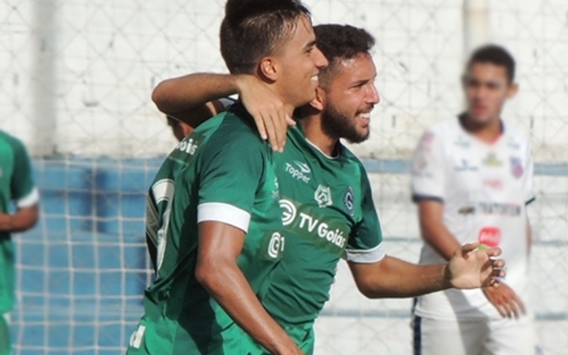 Sub-20 vence o Trindade e segue líder do grupo