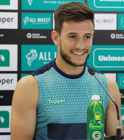 Titular do ataque esmeraldino conversa com a imprensa