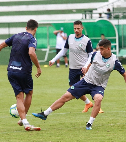 Goiás faz último treino em Goiânia antes de enfrentar CSA