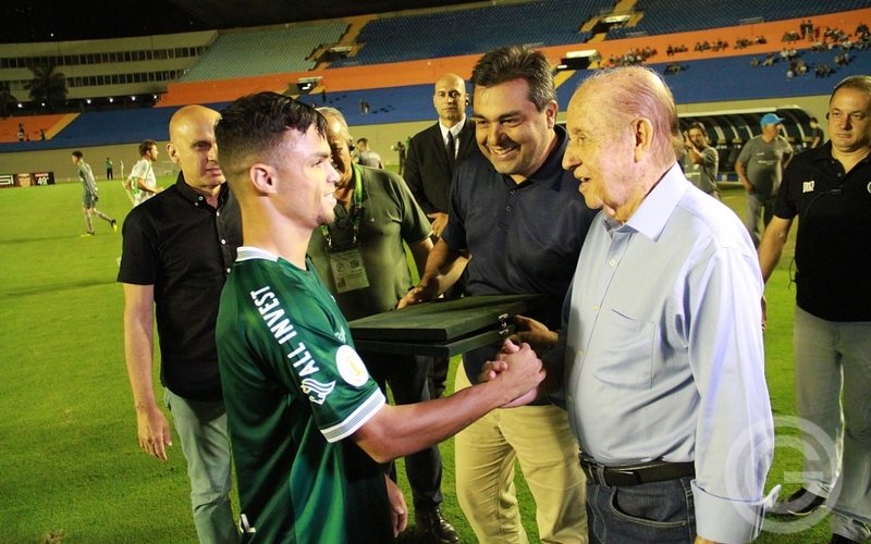 Parabéns Hailé Pinheiro!  83 anos de vitórias