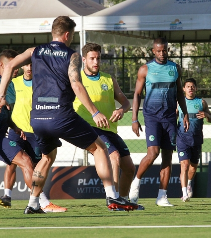 Goiás trabalha em dois períodos