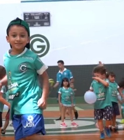 Sucesso total na colônia de férias do Goiás EC