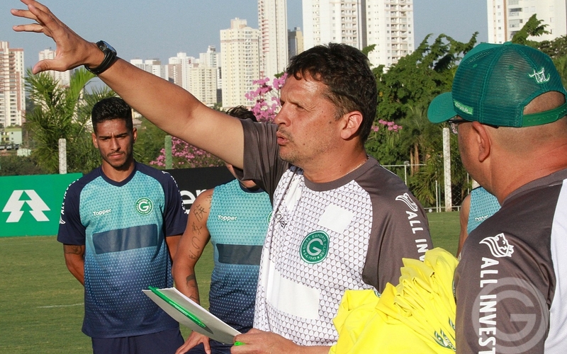 Goiás trabalha focado na sequência do Brasileirão