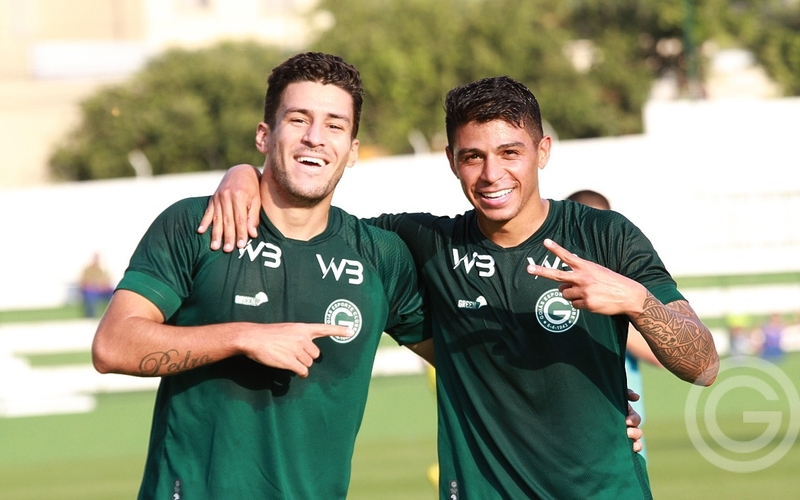 Goiás goleia Brasiliense e avança na Copa Verde