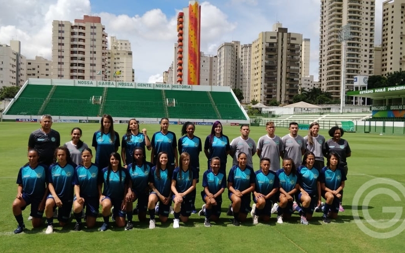 Goiás apresenta time feminino 2020