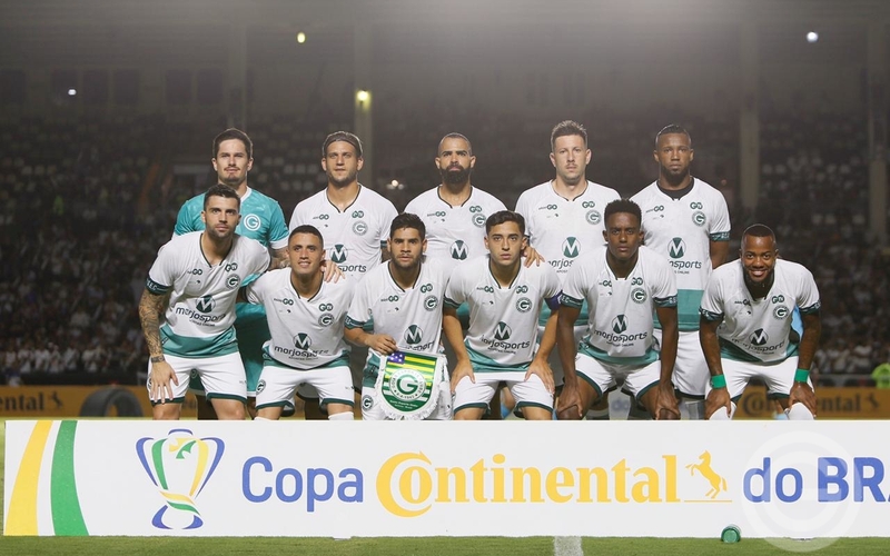 Goiás vence o Vasco RJ e amplia vantagem na Copa do Brasil