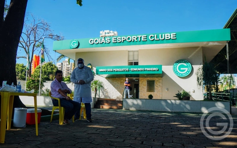 Goiás inicia testagem de todo grupo profissional