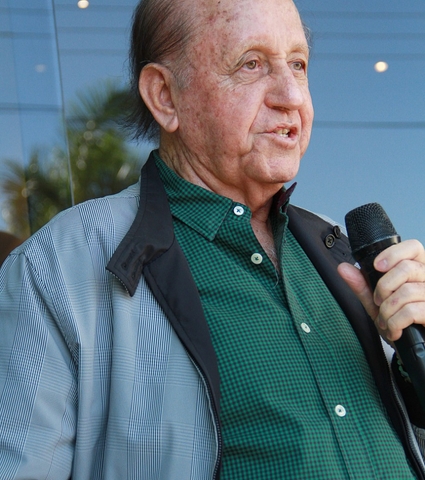 Hailé Pinheiro é internando com Covid-19