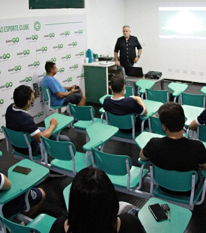 Integração multidisciplinar entre os departamentos