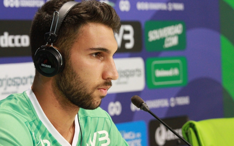 Coletiva | Volante Henrique Lordelo