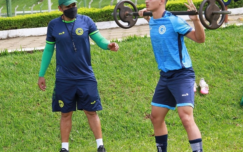 Sub-15 aprimora a parte física