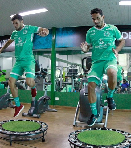 Treinamento em dois períodos no CT Edmo Pinheiro