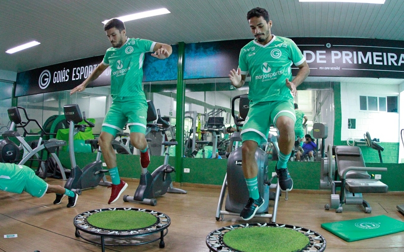 Treinamento em dois períodos no CT Edmo Pinheiro