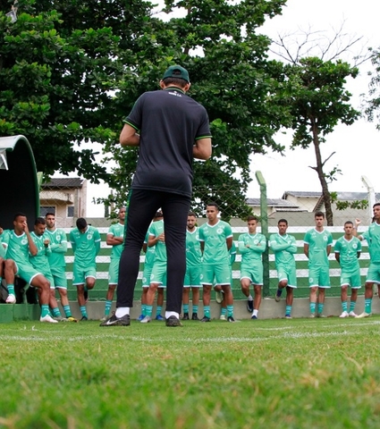 Copa do Brasil 2021: Goiás treina e viaja para confronto único e eliminatório no RJ