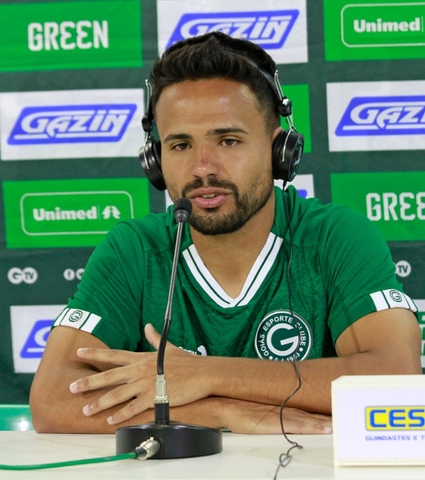 Coletiva de apresentação: lateral direito Ivan