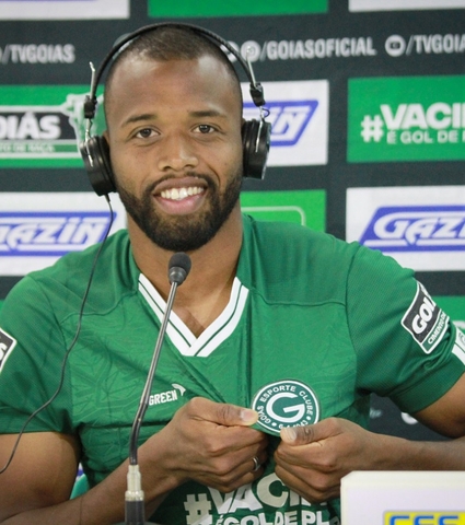 Em sua chegada ao Goiás, Reynaldo enfatiza : "A estrutura aqui é incrível, e a torcida é apaixonada."