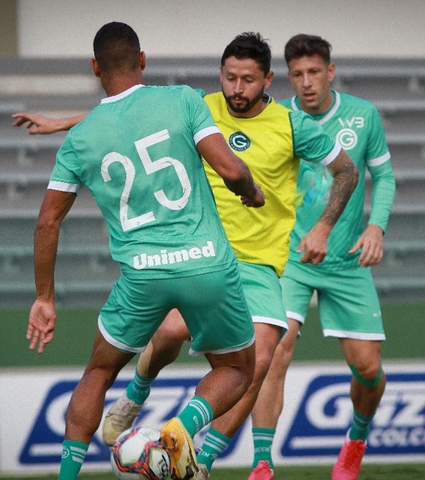 Semana de trabalho intenso no Goiás Esporte Clube