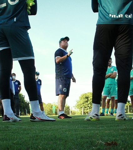 Após vencer a Aparecidense, elenco se reapresenta no CT Edmo Pinheiro