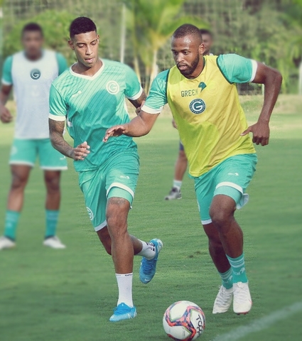 Goiás inicia a preparação para duelo com o Cruzeiro