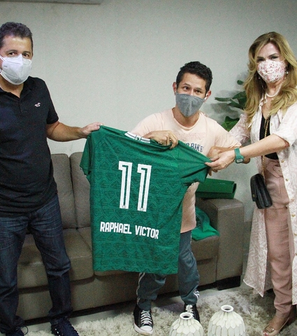 Esmeraldino Raphael Victor realiza seu sonho