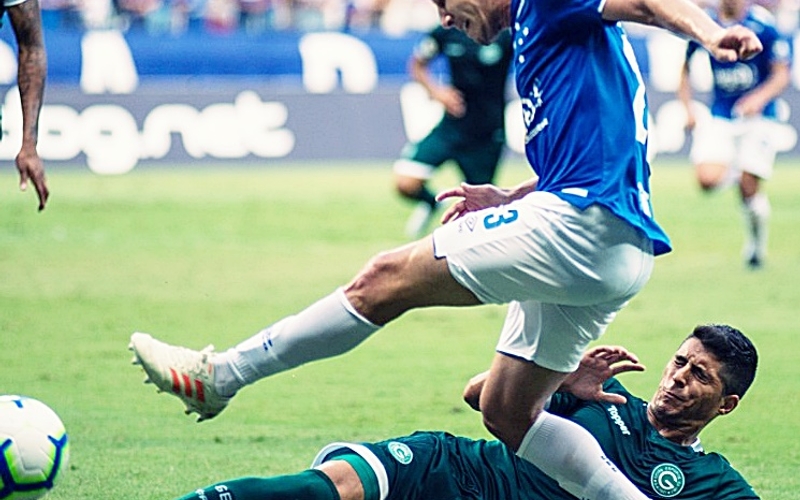 Cruzeiro e Goiás já se enfrentaram em 51 partidas oficiais; confira retrospecto