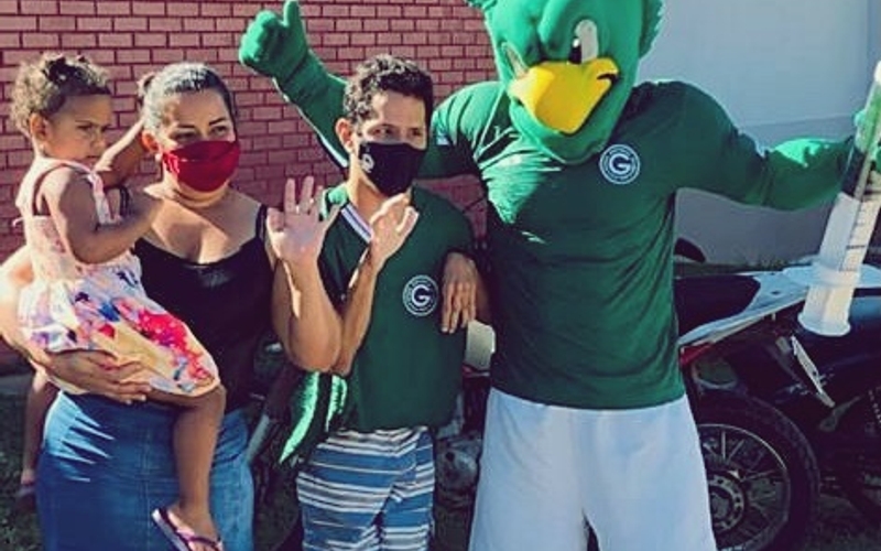 Social: Torcedor Raphael Victor é vacinado